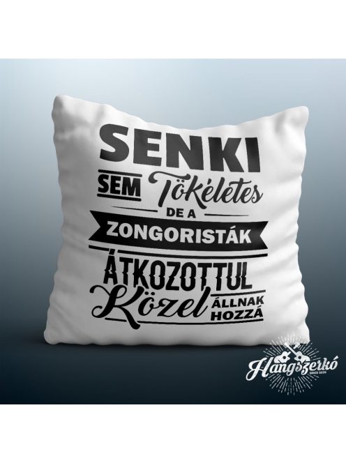 Senki sem tökéletes de a zongoristák átkozottul közel állnak hozzá párna